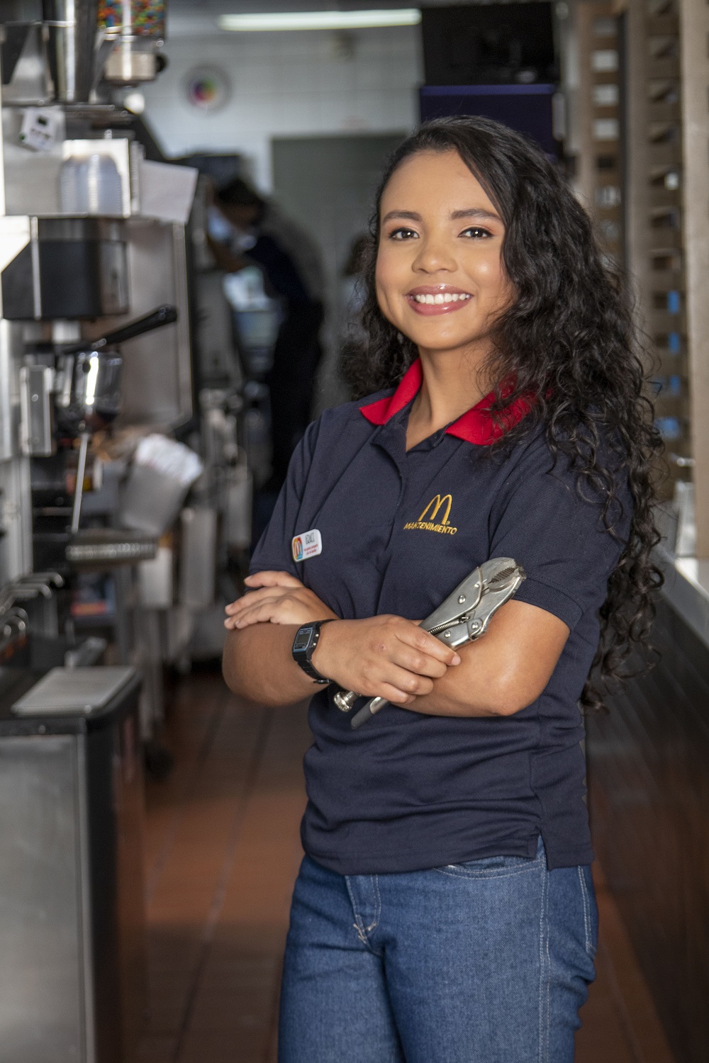 mc donalds busca personal